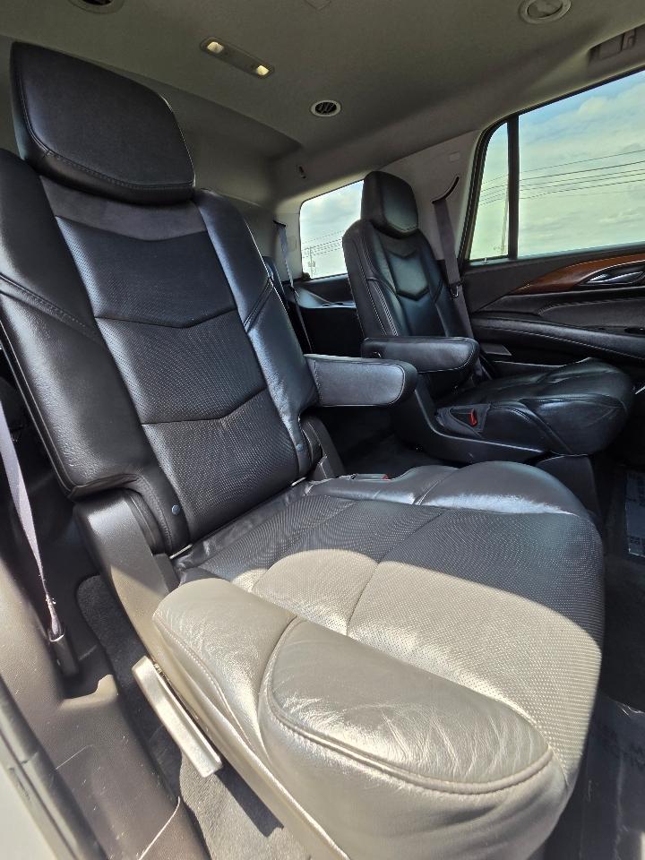 Cadillac Escalade 4WD 4dr Premium Collection 2016