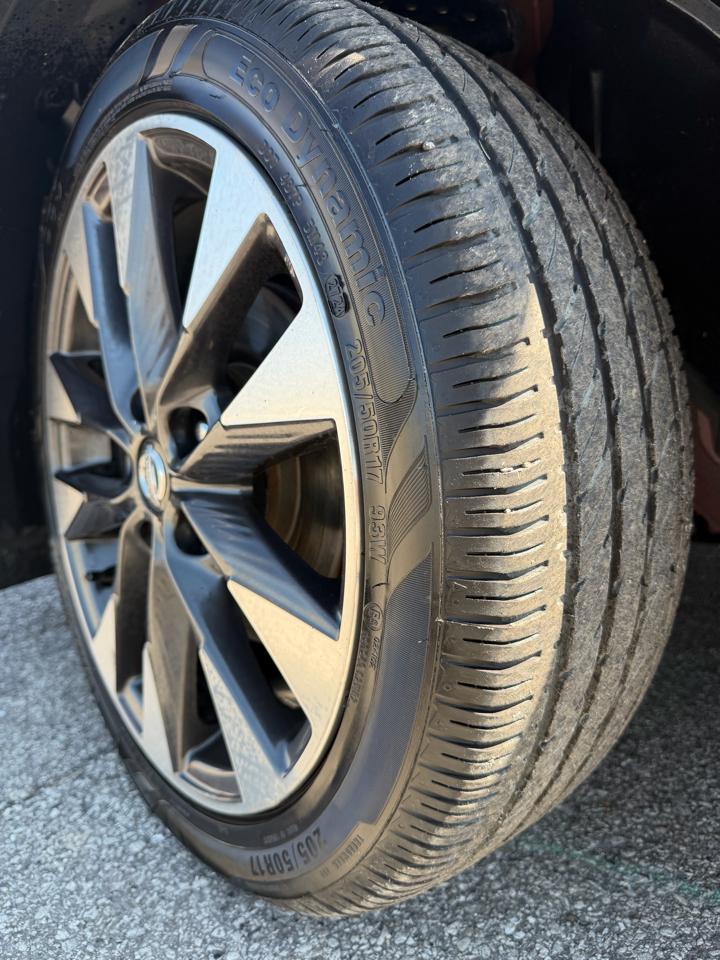 Nissan Sentra SR CVT 2019