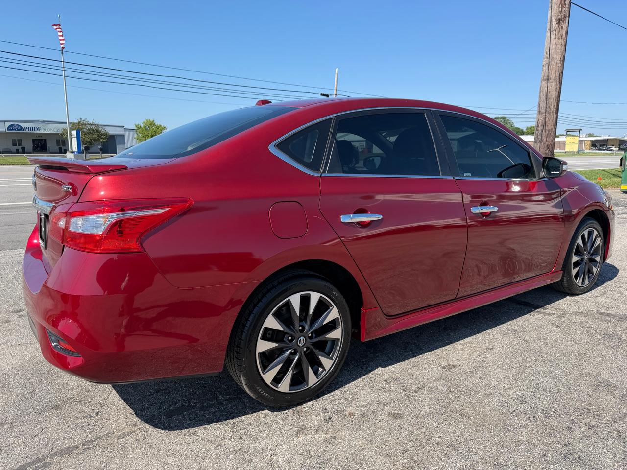 Nissan Sentra SR CVT 2019