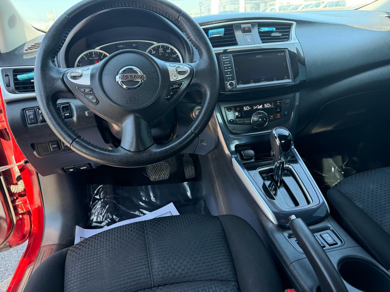 Nissan Sentra SR CVT 2019