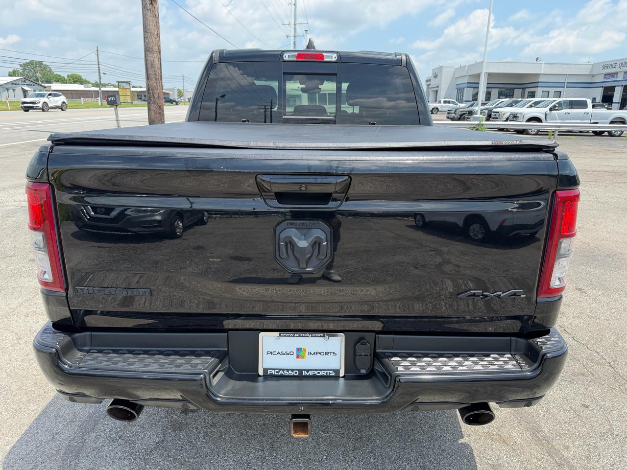 RAM 1500 Big Horn 4x4 Crew Cab 5'7" Box 2021