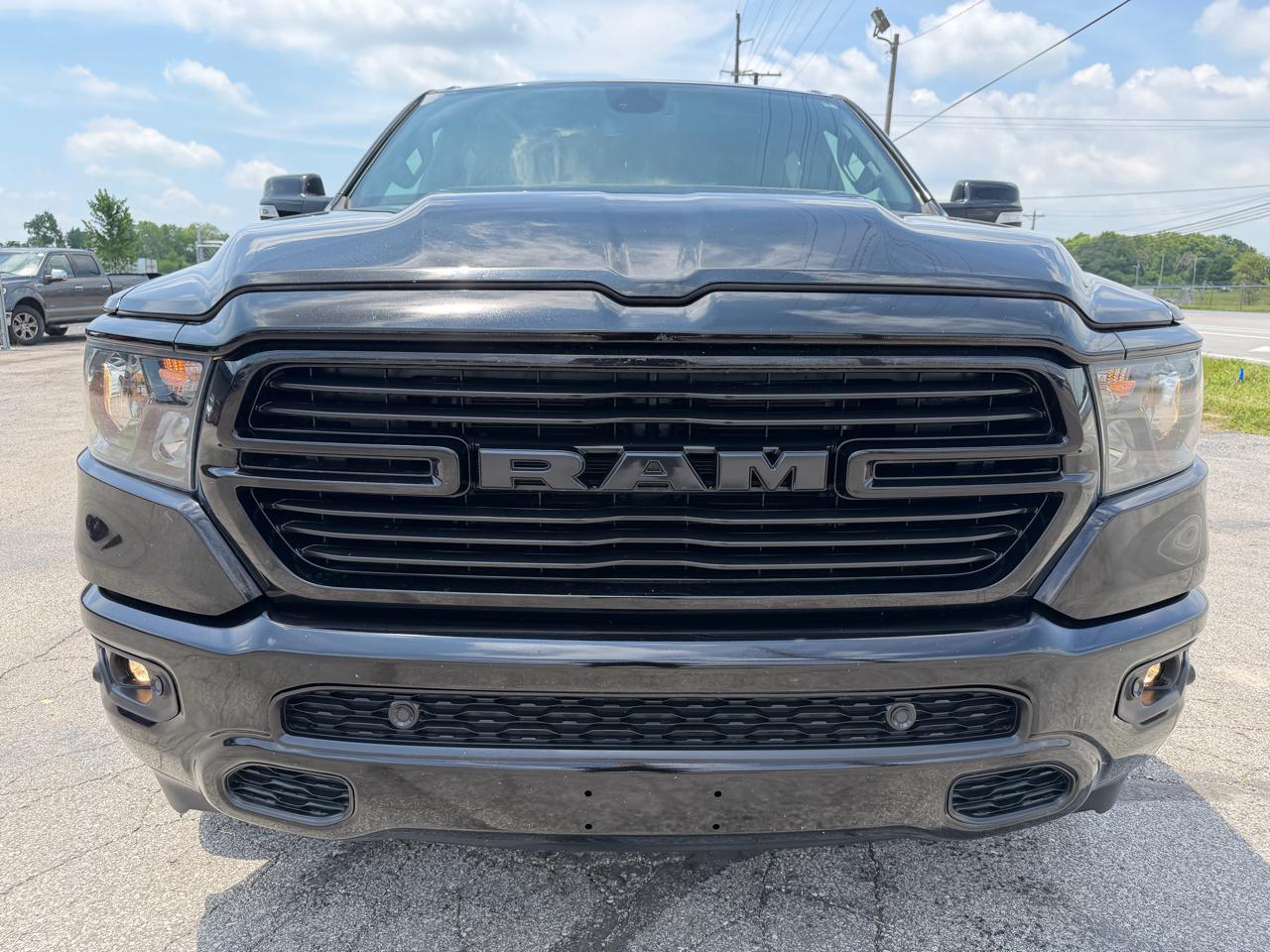 RAM 1500 Big Horn 4x4 Crew Cab 5'7" Box 2021