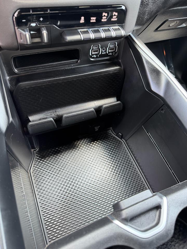 RAM 1500 Big Horn 4x4 Crew Cab 5'7" Box 2021