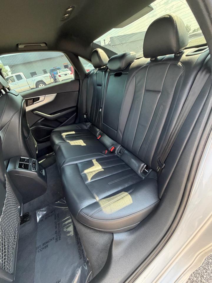 Audi A4 2.0 TFSI Auto Premium Plus quattro AWD 2017