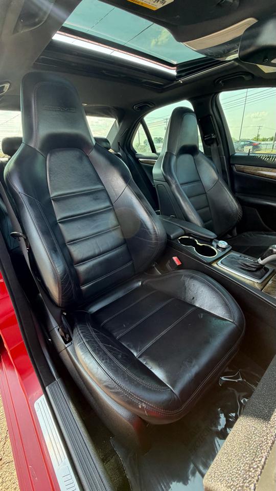 Mercedes-Benz C-Class 4dr Sdn C 63 AMG RWD 2010