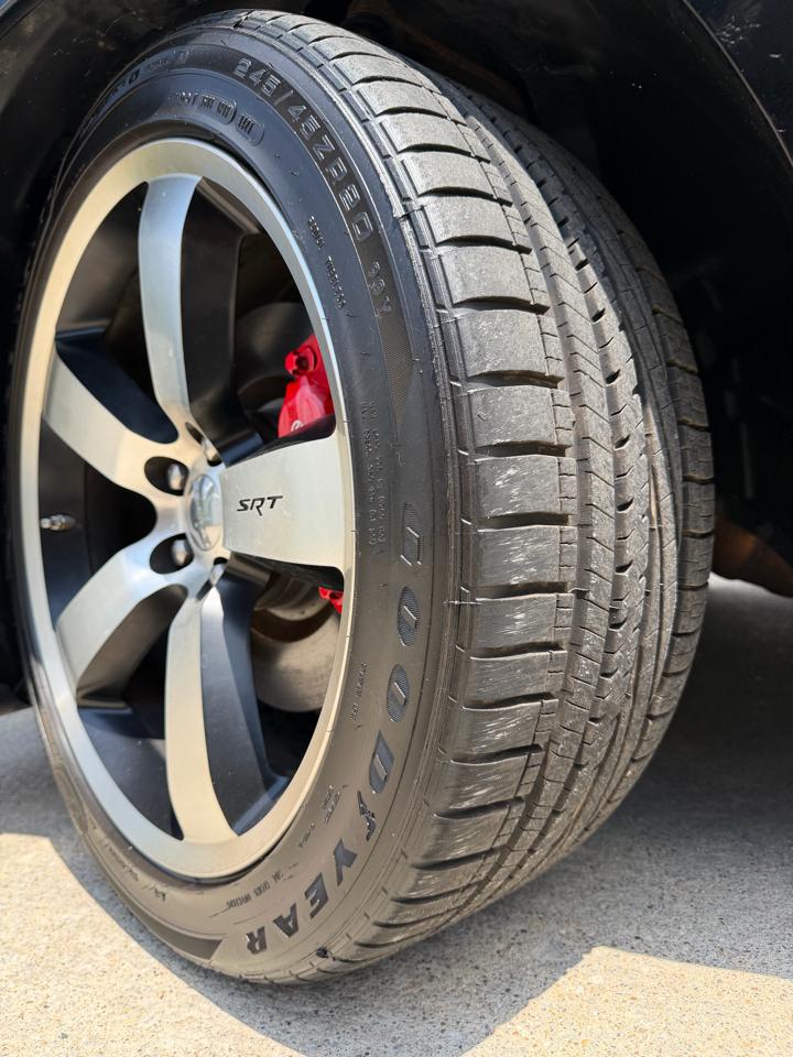 Dodge Challenger 2dr Cpe SRT8 2014