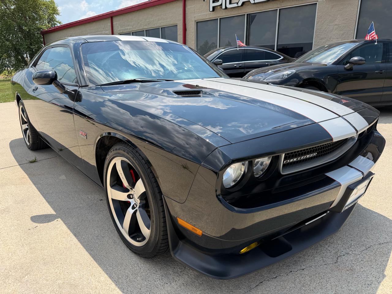 Dodge Challenger 2dr Cpe SRT8 2014