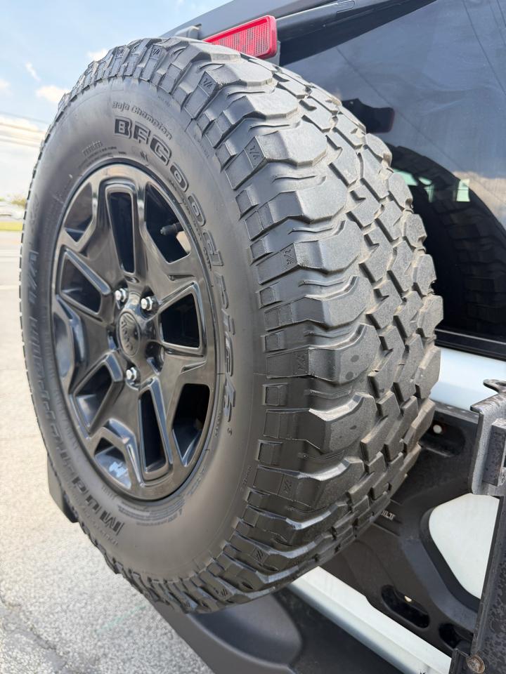 Jeep Wrangler 4WD 2dr Sport 2015