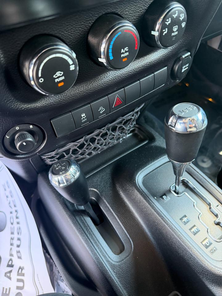 Jeep Wrangler 4WD 2dr Sport 2015