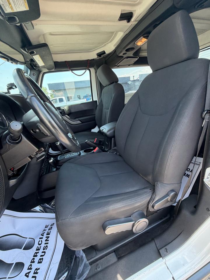 Jeep Wrangler 4WD 2dr Sport 2015