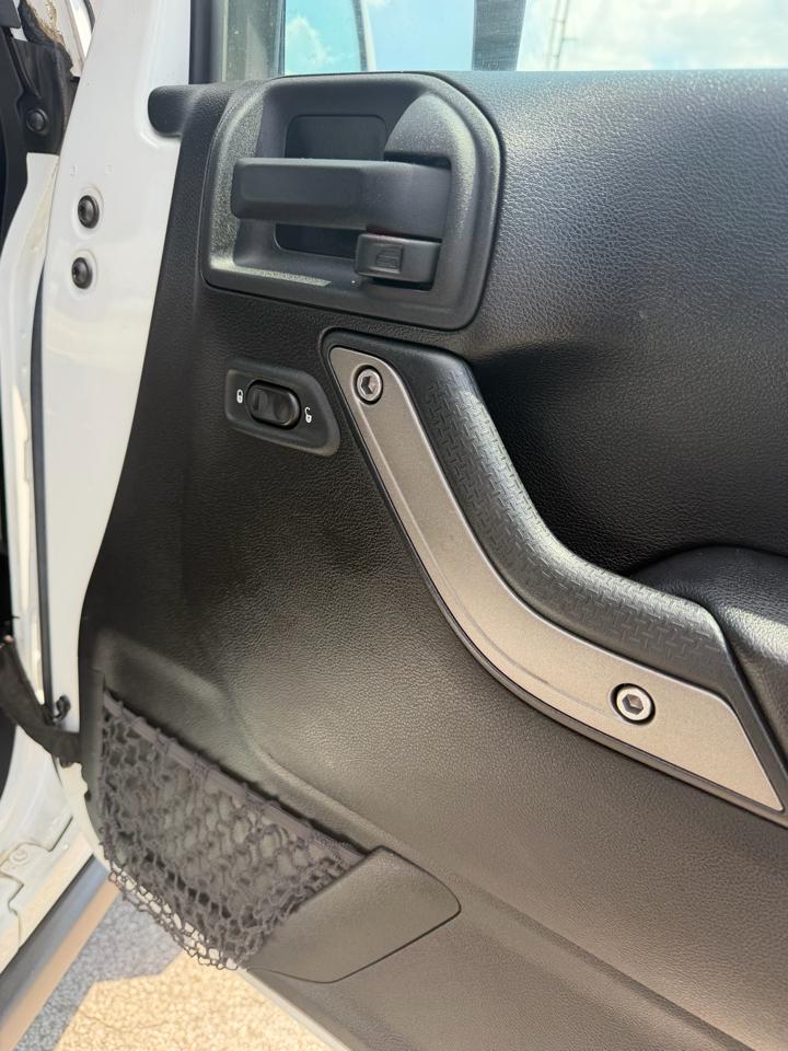 Jeep Wrangler 4WD 2dr Sport 2015
