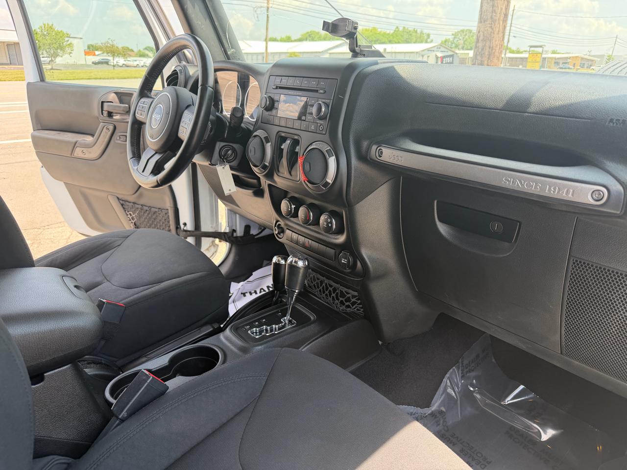 Jeep Wrangler 4WD 2dr Sport 2015
