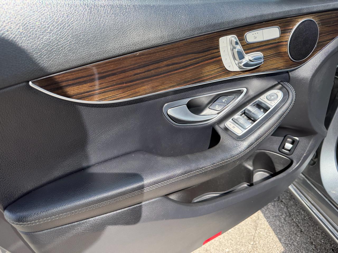 Mercedes-Benz C-Class C 300 4MATIC Sedan 2017