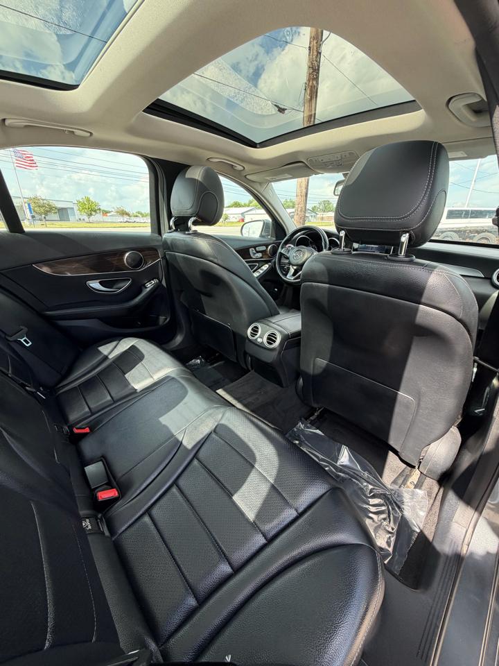 Mercedes-Benz C-Class C 300 4MATIC Sedan 2017