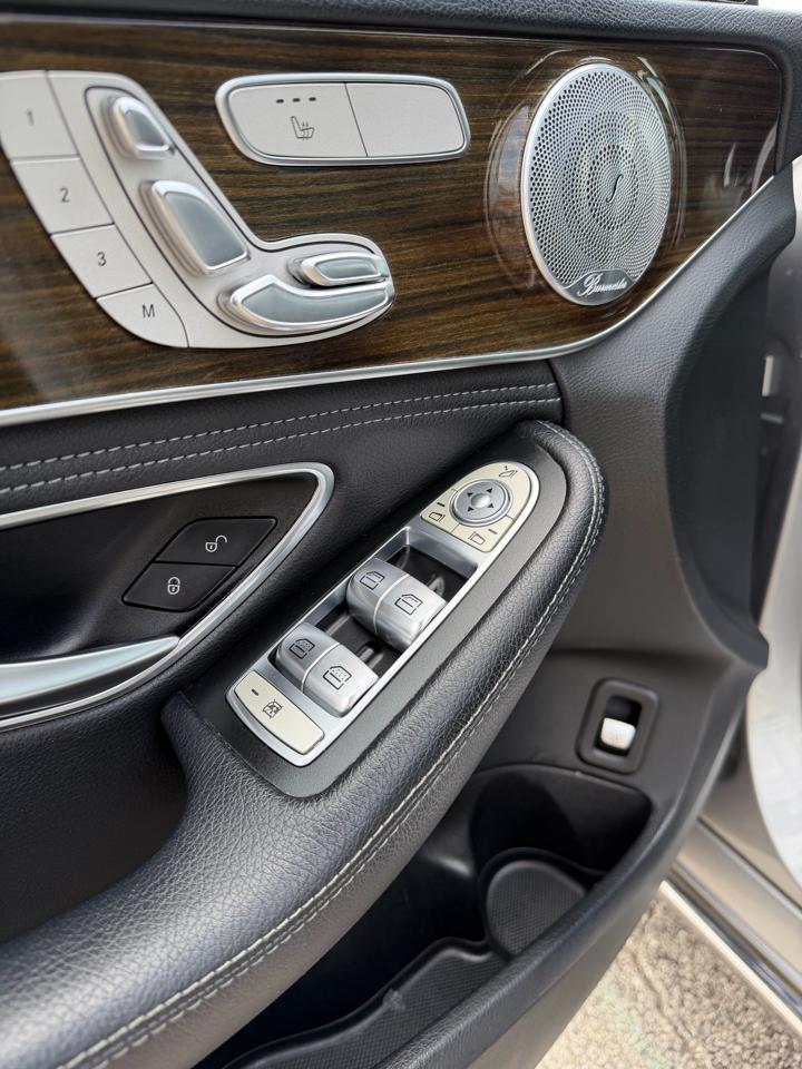 Mercedes-Benz C-Class 4dr Sdn C 300 4MATIC 2015