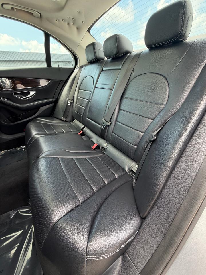 Mercedes-Benz C-Class 4dr Sdn C 300 4MATIC 2015
