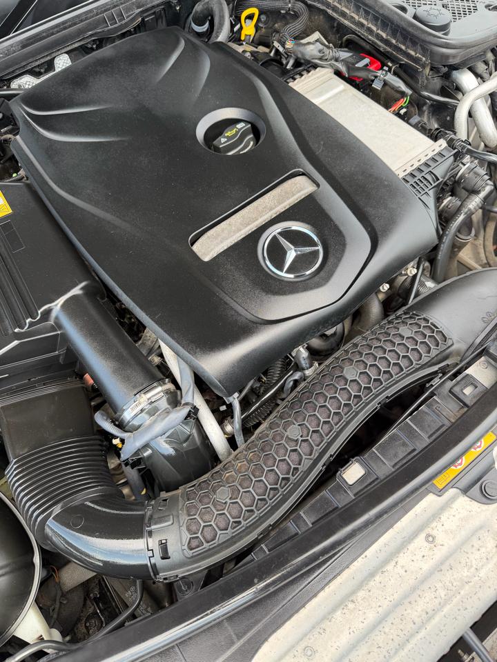 Mercedes-Benz C-Class 4dr Sdn C 300 4MATIC 2015