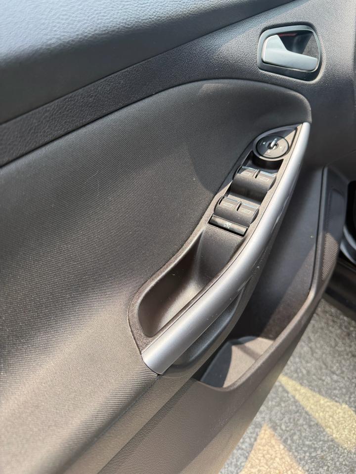 Ford Focus 5dr HB Titanium 2014