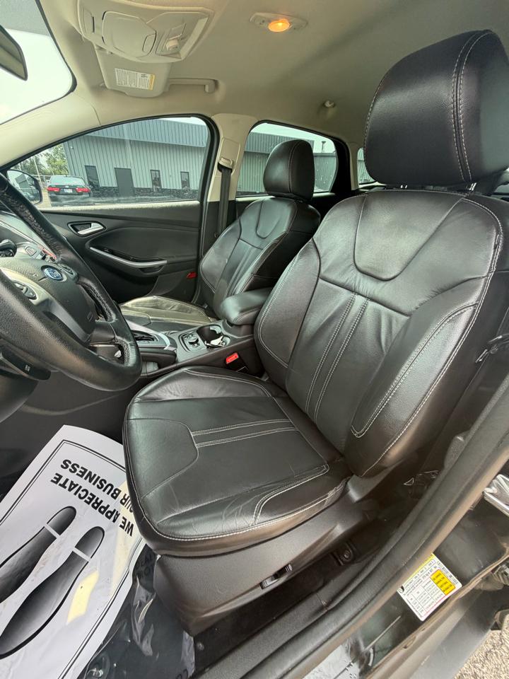 Ford Focus 5dr HB Titanium 2014