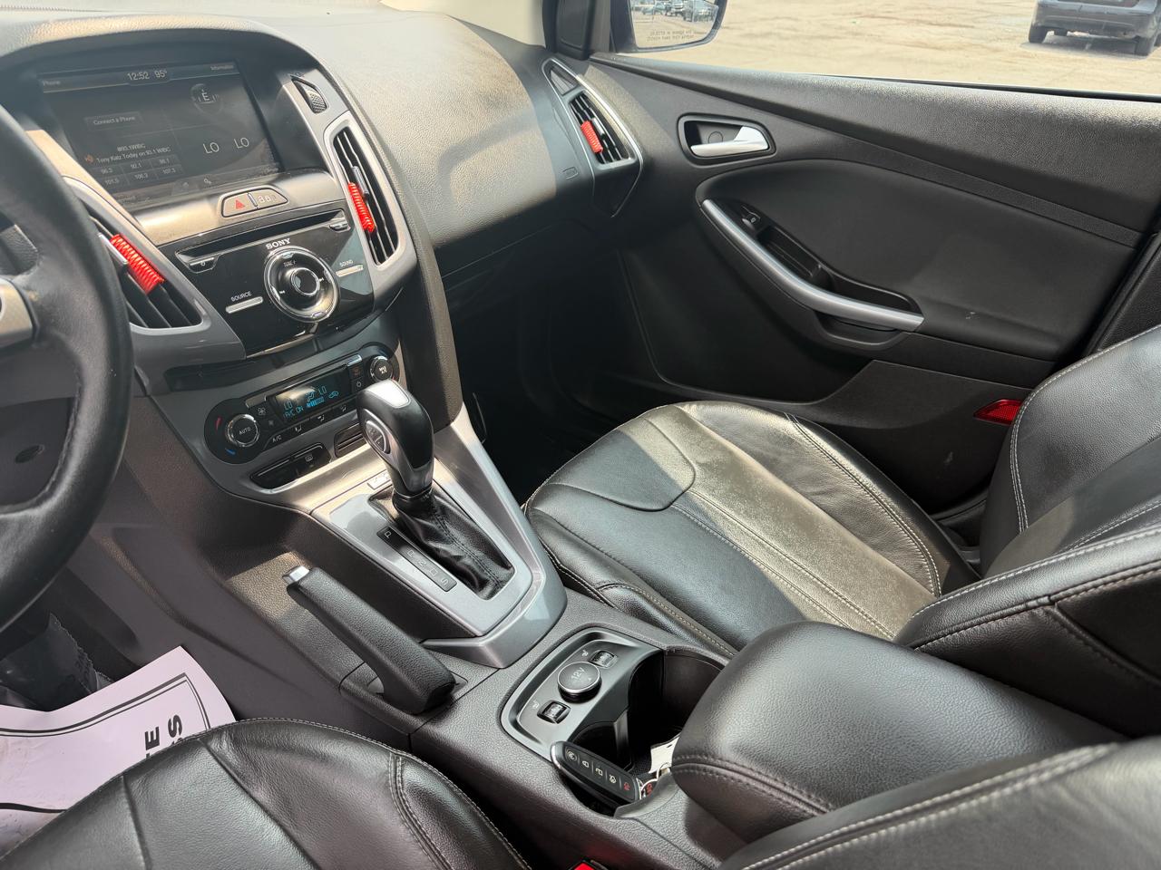 Ford Focus 5dr HB Titanium 2014