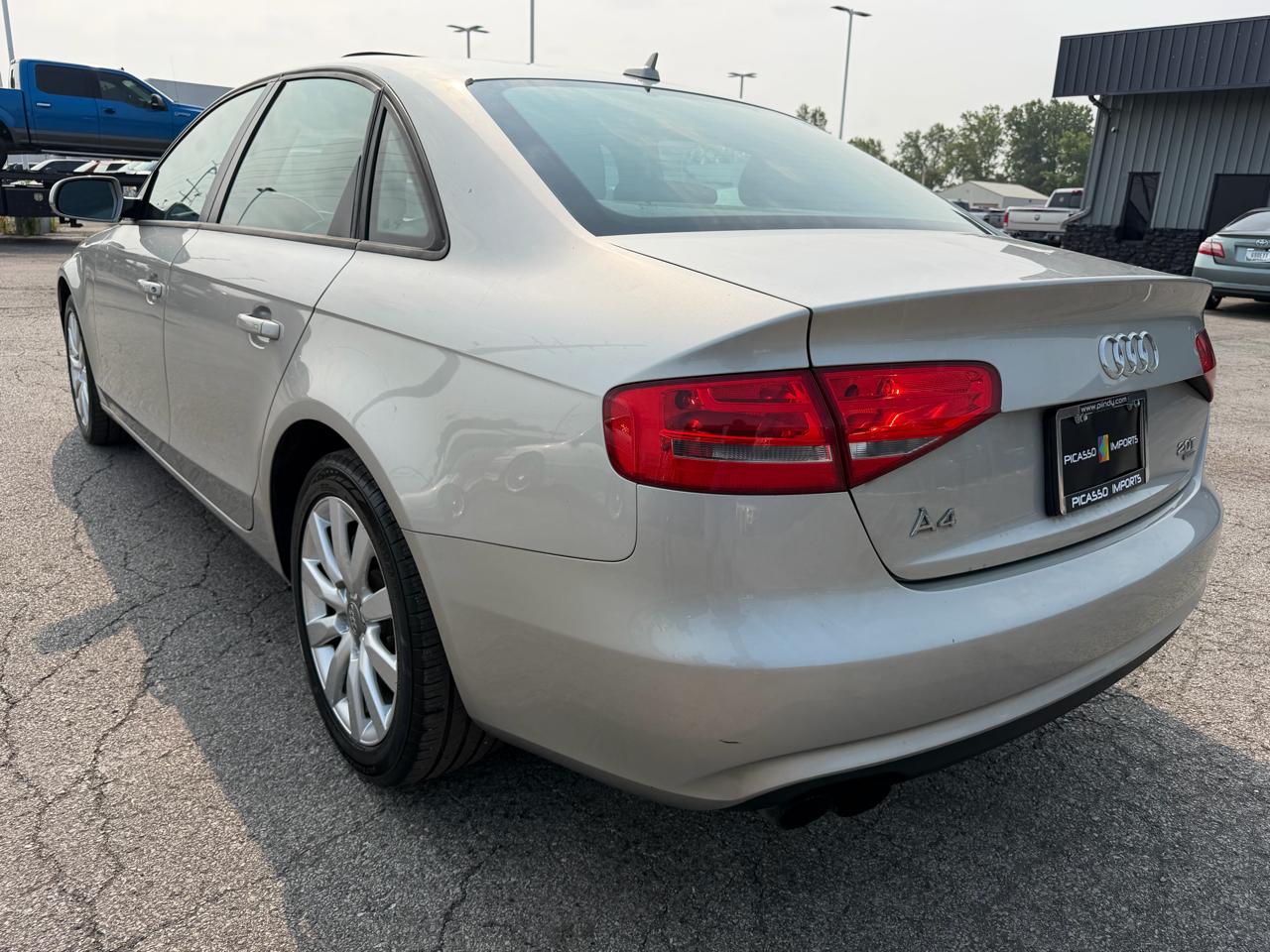 Audi A4 4dr Sdn Auto quattro 2.0T Premium 2014