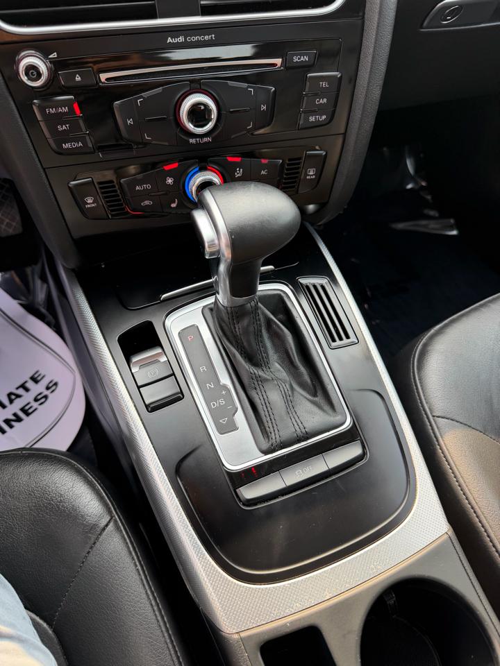 Audi A4 4dr Sdn Auto quattro 2.0T Premium 2014