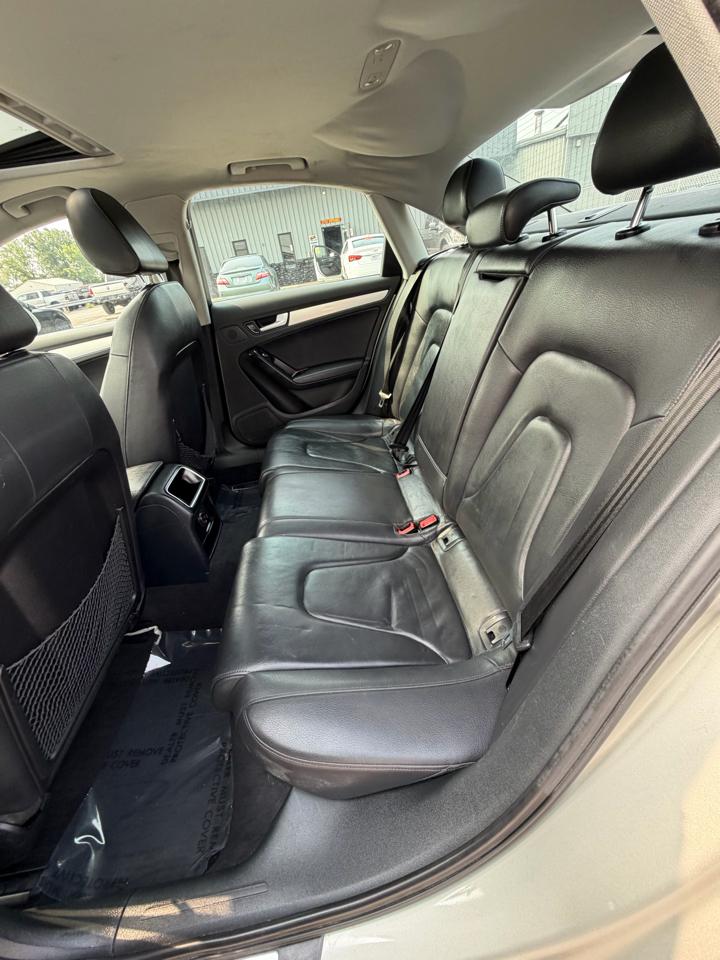Audi A4 4dr Sdn Auto quattro 2.0T Premium 2014