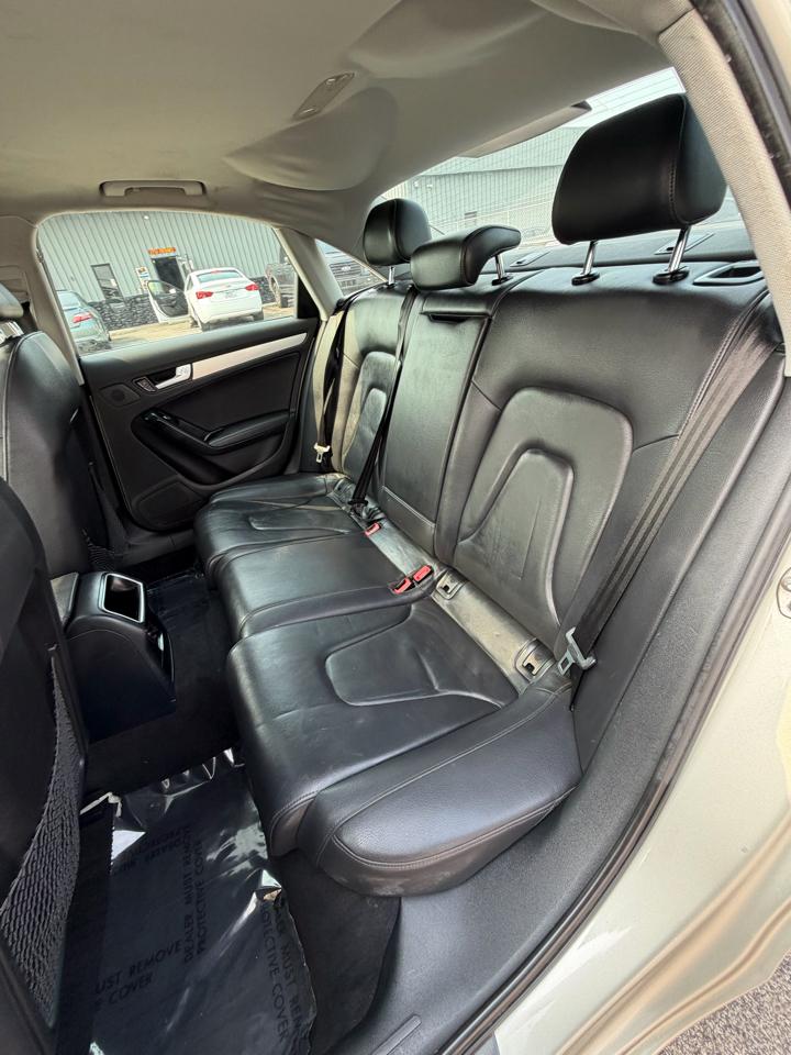 Audi A4 4dr Sdn Auto quattro 2.0T Premium 2014