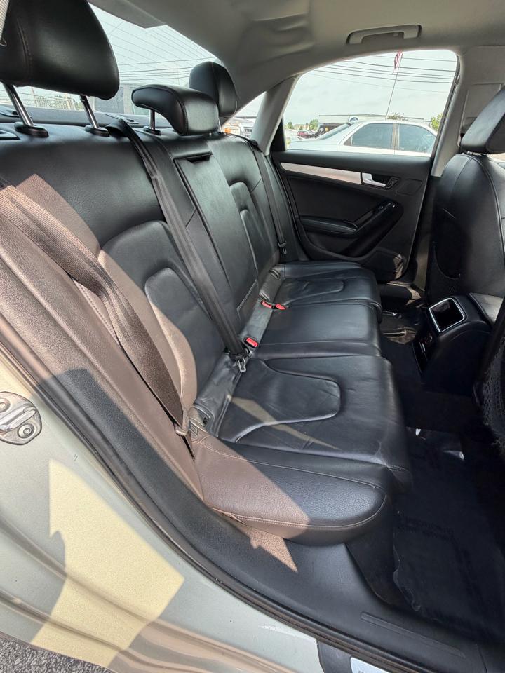 Audi A4 4dr Sdn Auto quattro 2.0T Premium 2014