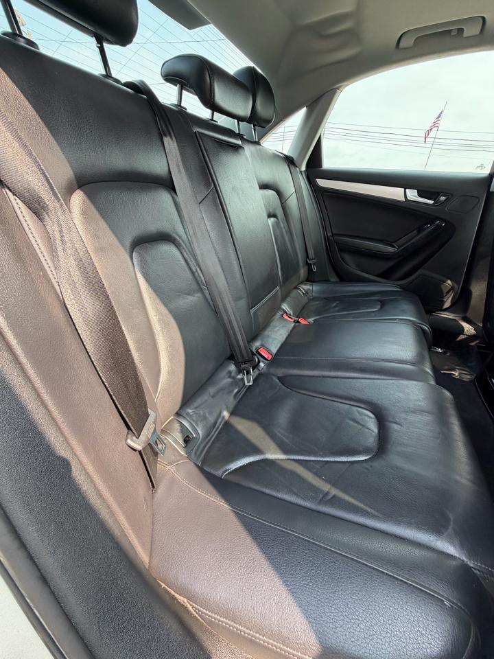 Audi A4 4dr Sdn Auto quattro 2.0T Premium 2014