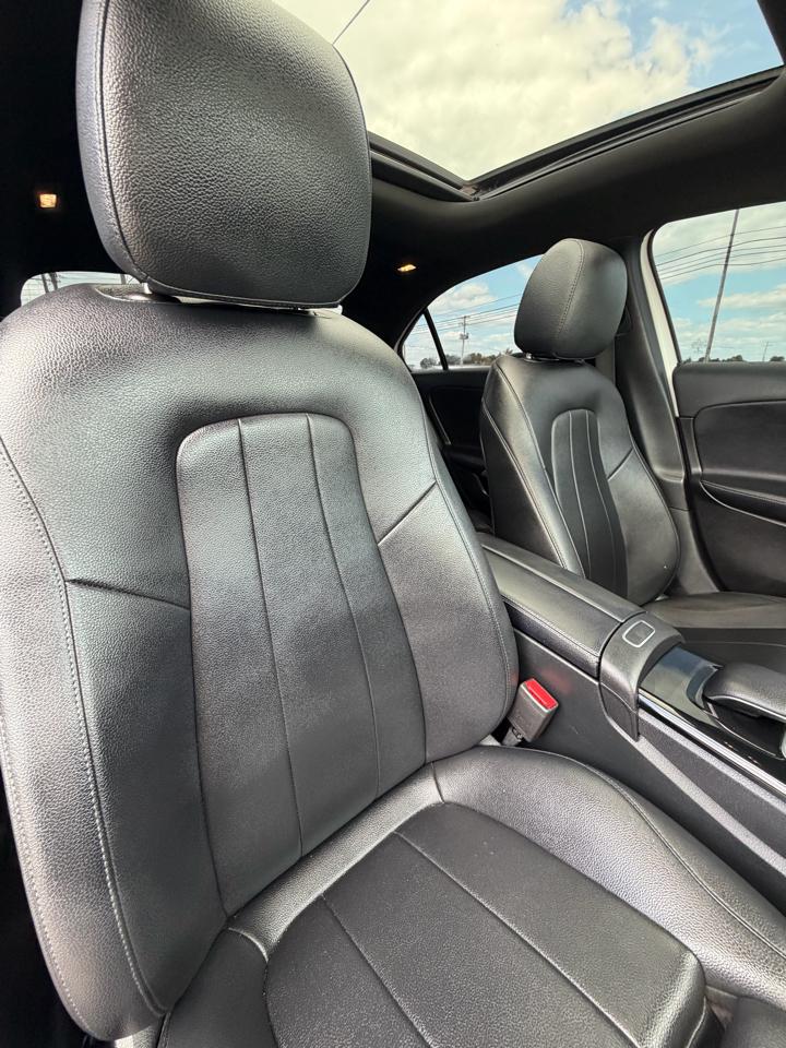 Mercedes-Benz A-Class A 220 4MATIC Sedan 2019