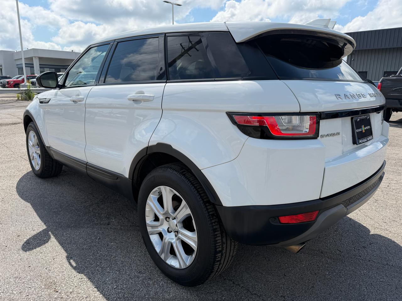 Land Rover Range Rover Evoque 5 Door SE 2017