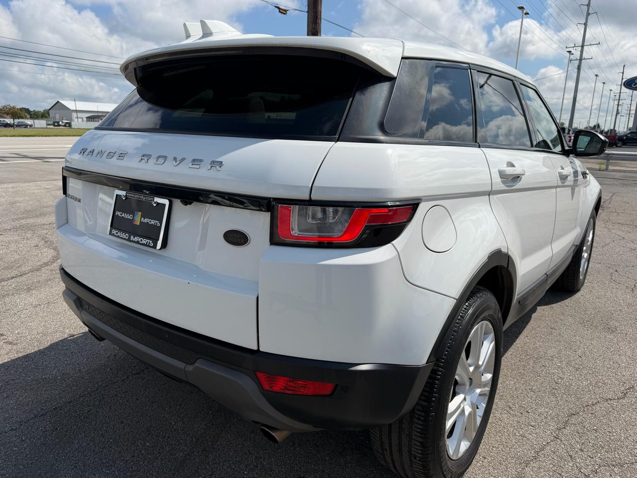 Land Rover Range Rover Evoque 5 Door SE 2017