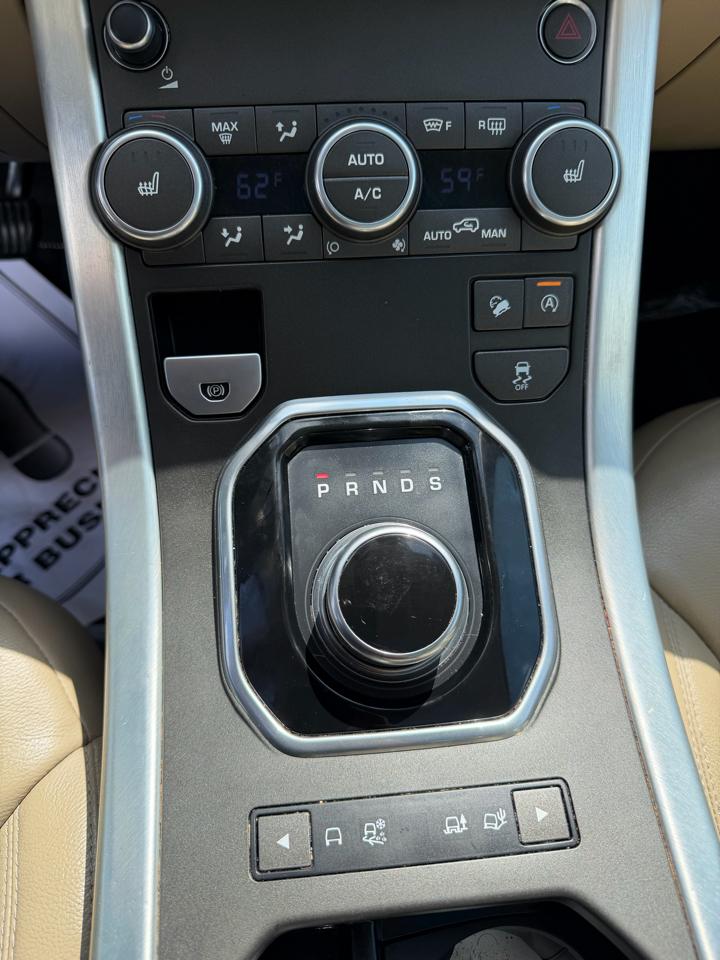 Land Rover Range Rover Evoque 5 Door SE 2017