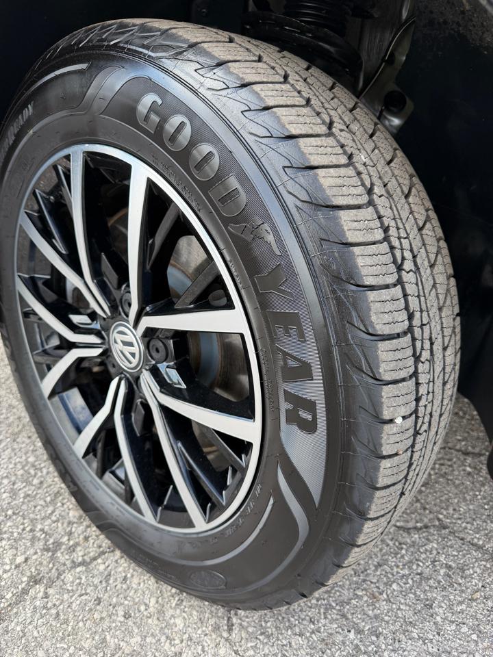 Volkswagen Tiguan 2.0T SE R-Line Black 4MOTION 2021