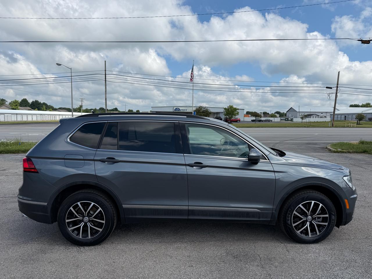 Volkswagen Tiguan 2.0T SE R-Line Black 4MOTION 2021