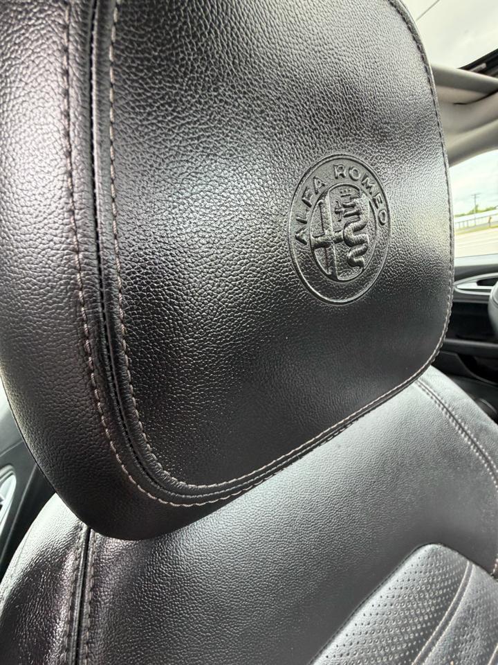 Alfa Romeo Giulia Ti Sport RWD 2018