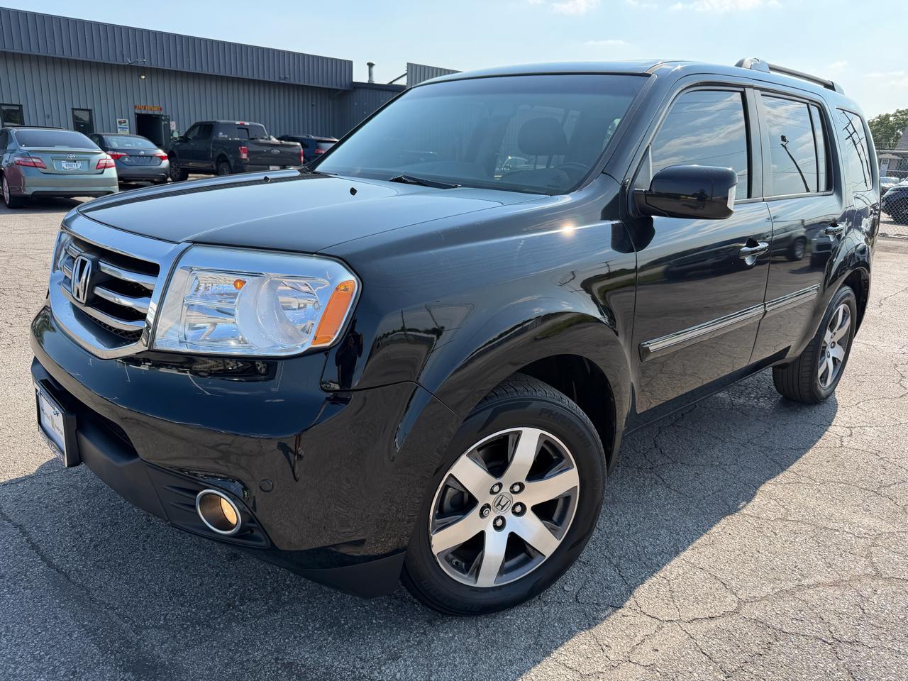 Honda Pilot 2WD 4dr Touring w/RES & Navi 2012
