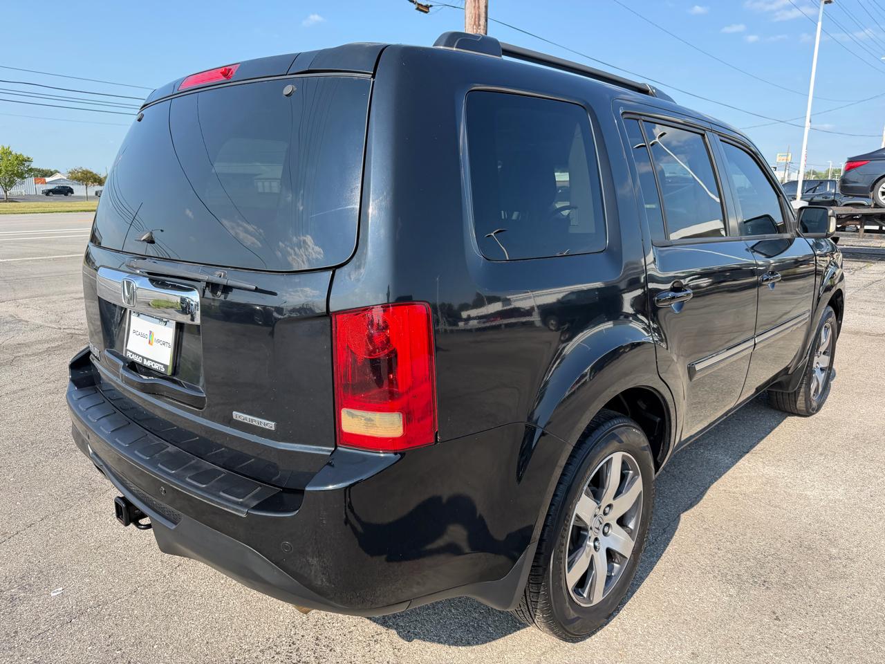 Honda Pilot 2WD 4dr Touring w/RES & Navi 2012