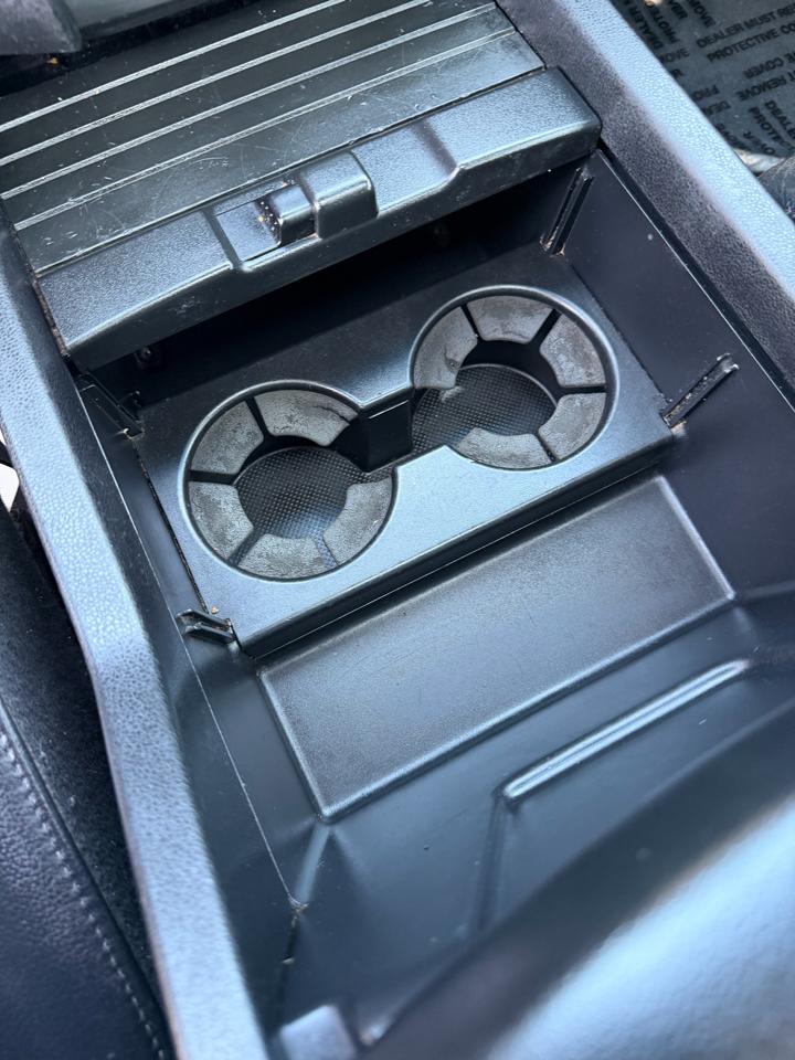 Honda Pilot 2WD 4dr Touring w/RES & Navi 2012