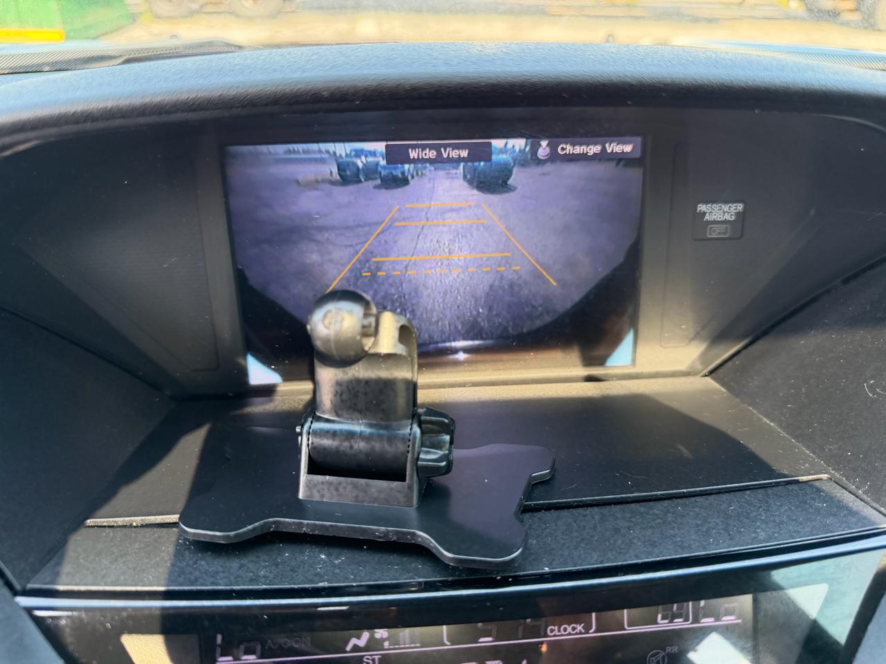 Honda Pilot 2WD 4dr Touring w/RES & Navi 2012