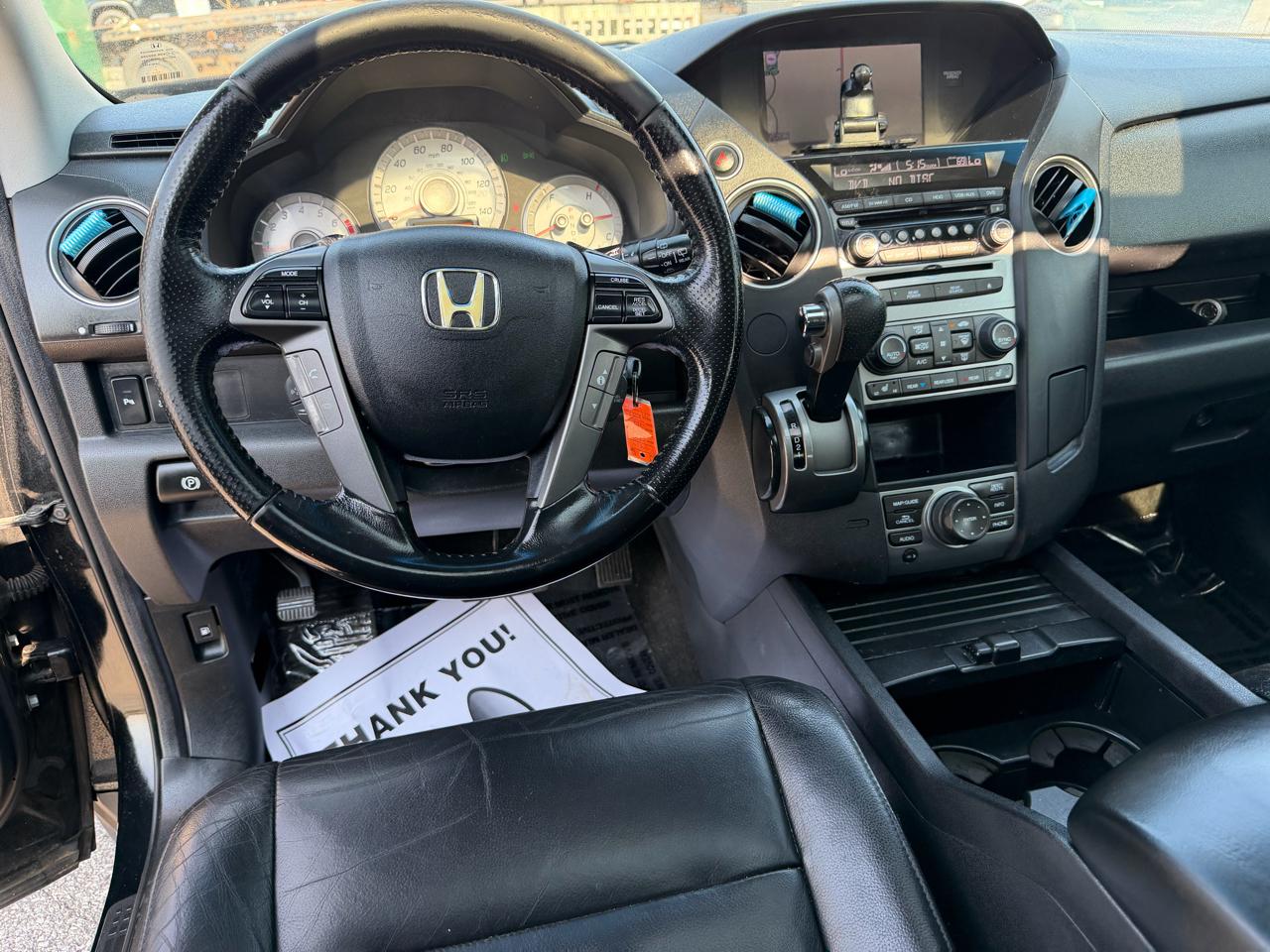 Honda Pilot 2WD 4dr Touring w/RES & Navi 2012