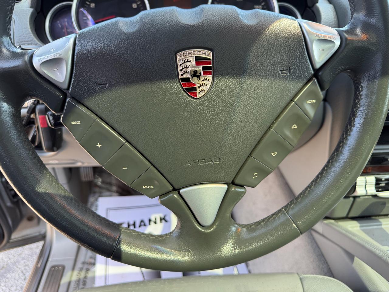 Porsche Cayenne 4dr S 2004