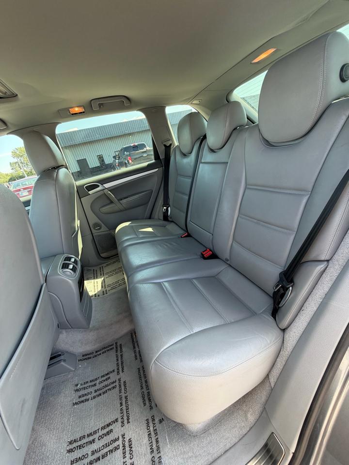 Porsche Cayenne 4dr S 2004