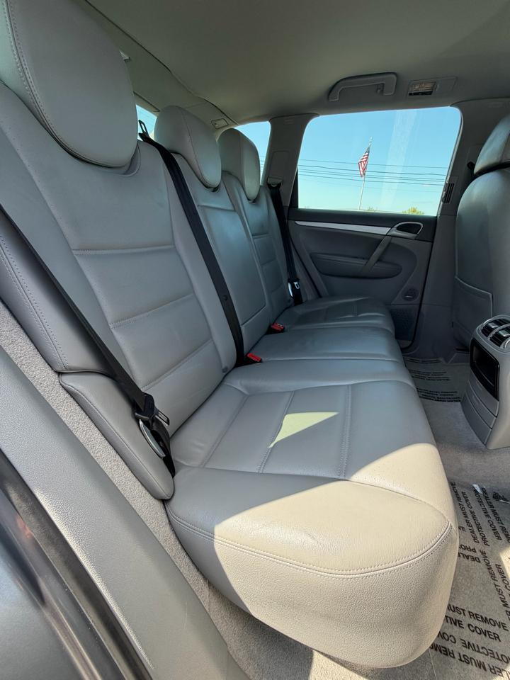 Porsche Cayenne 4dr S 2004