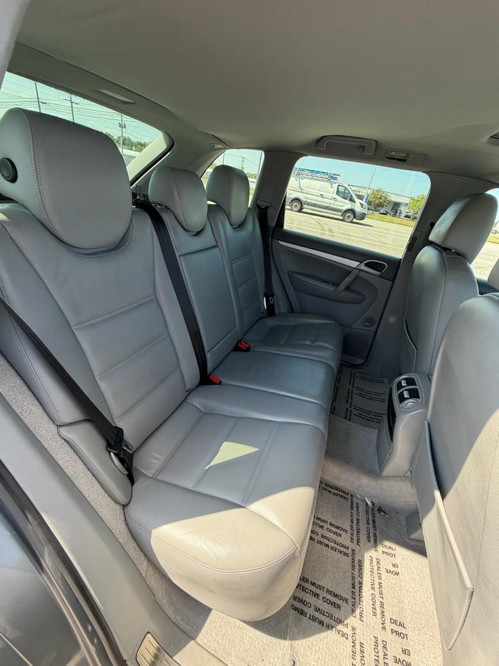 Porsche Cayenne 4dr S 2004