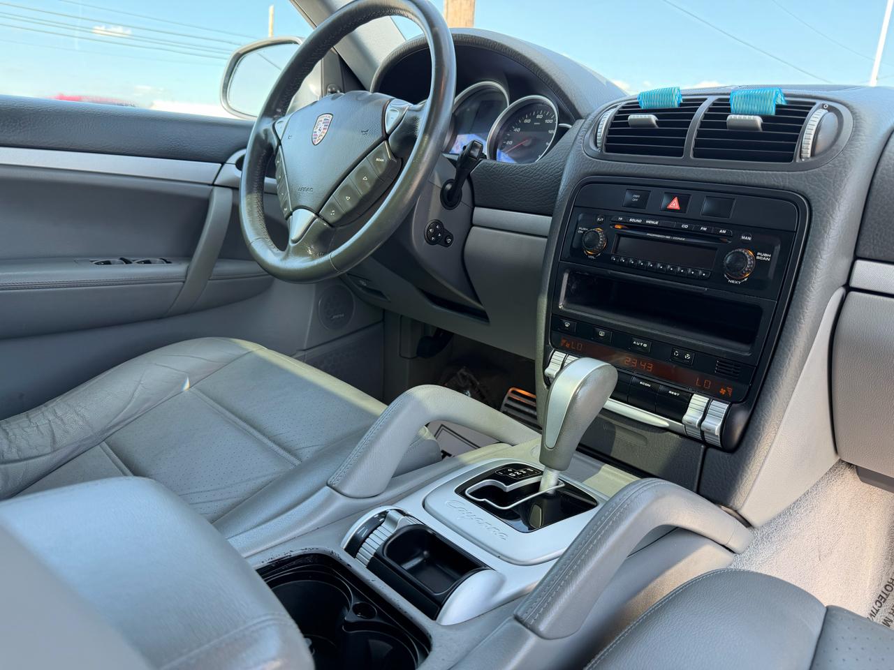 Porsche Cayenne 4dr S 2004