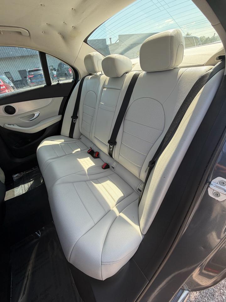 Mercedes-Benz C-Class 4dr Sdn C 300 RWD 2015