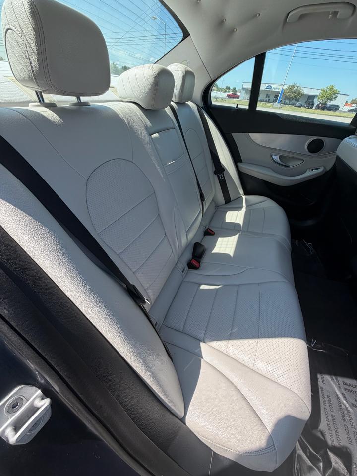 Mercedes-Benz C-Class 4dr Sdn C 300 RWD 2015