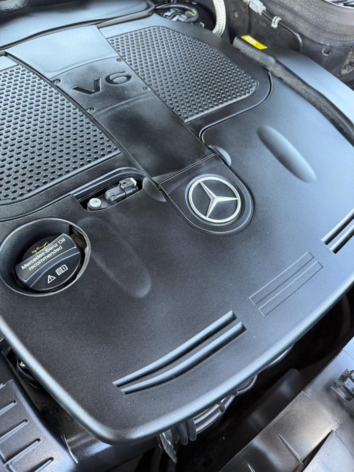 Mercedes-Benz C-Class 4dr Sdn C 300 RWD 2015